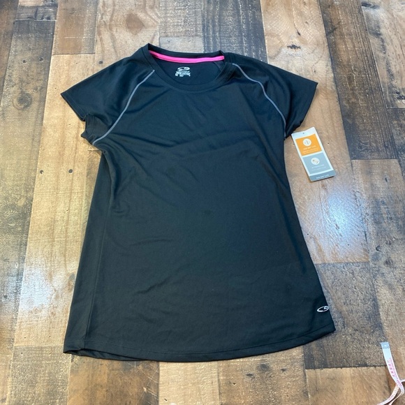 Champion Tops - Champion Womens DuoDry Sports Top Black Semi Fitted  Pullover  Athletic Medium